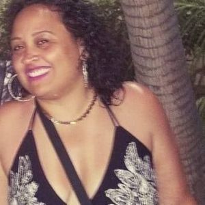 Meet your Posher, Yessenia